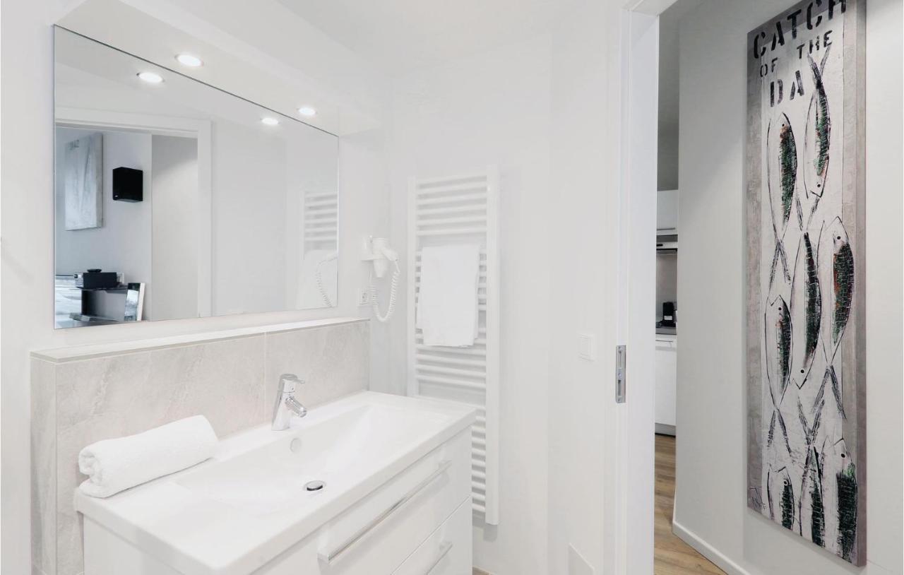 Awesome Apartment In Luebeck Travemuende Exterior foto
