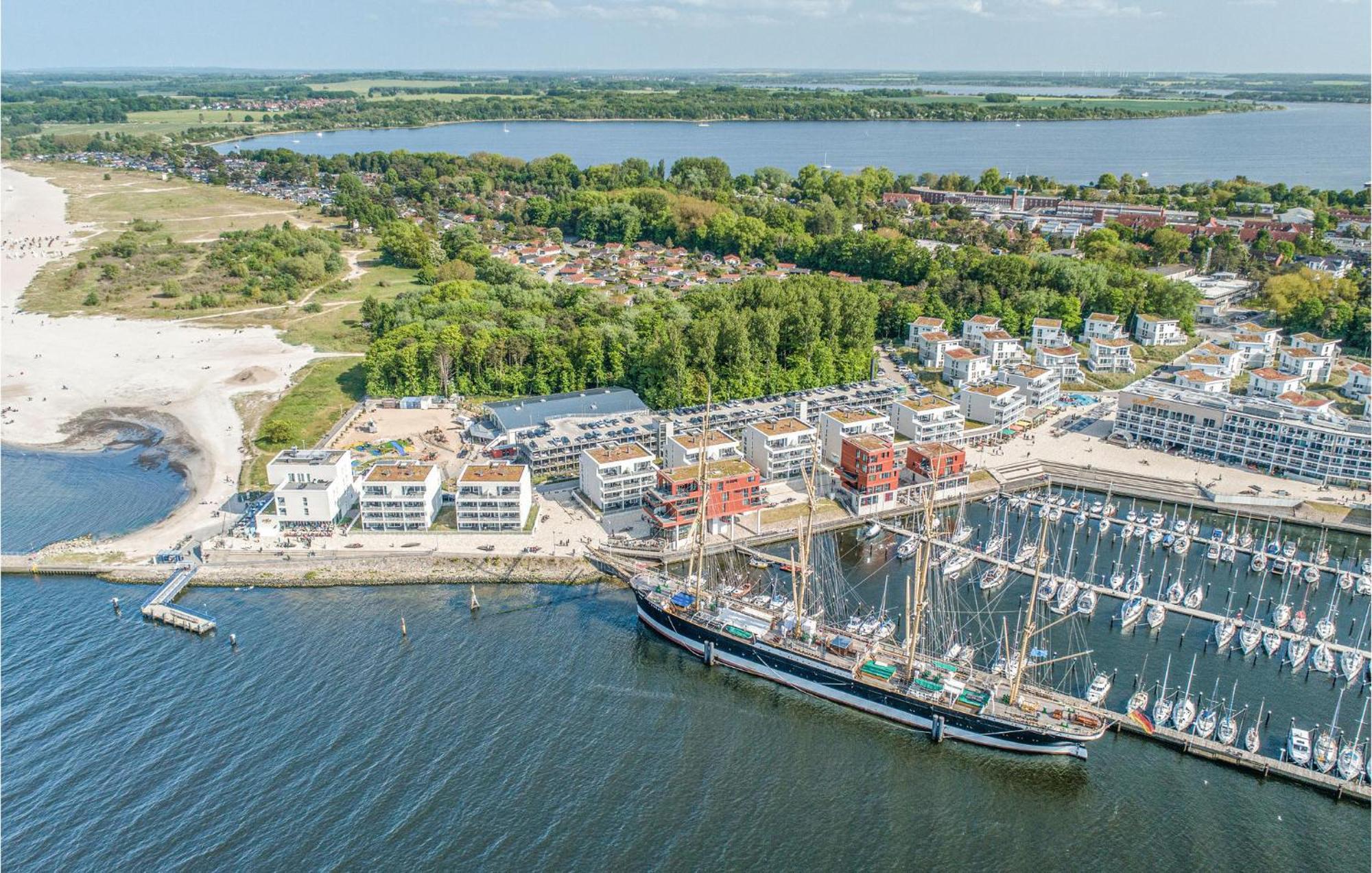 Awesome Apartment In Luebeck Travemuende Exterior foto